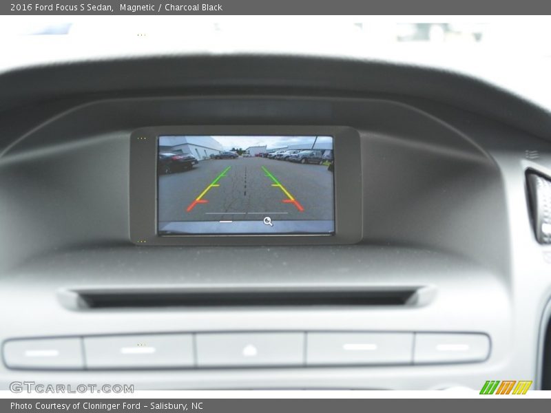 Magnetic / Charcoal Black 2016 Ford Focus S Sedan