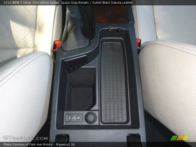Space Gray Metallic / Oyster/Black Dakota Leather 2010 BMW 3 Series 328i xDrive Sedan