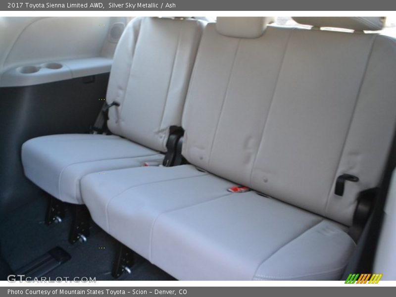 Silver Sky Metallic / Ash 2017 Toyota Sienna Limited AWD