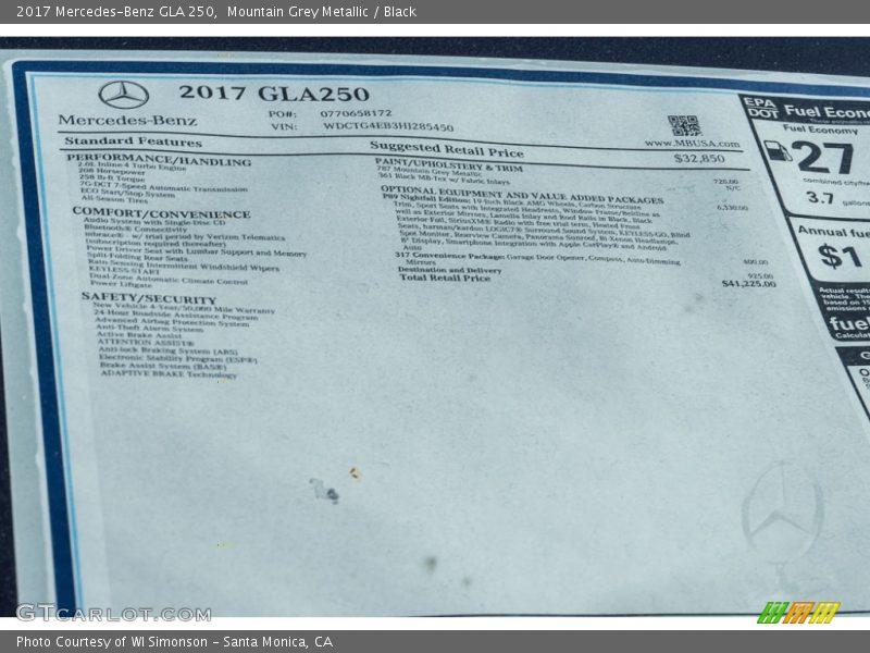 Mountain Grey Metallic / Black 2017 Mercedes-Benz GLA 250