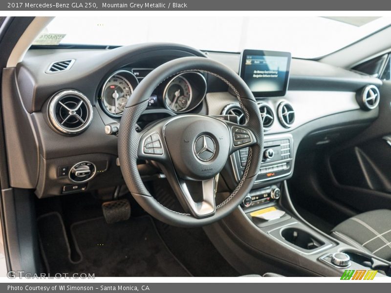 Mountain Grey Metallic / Black 2017 Mercedes-Benz GLA 250