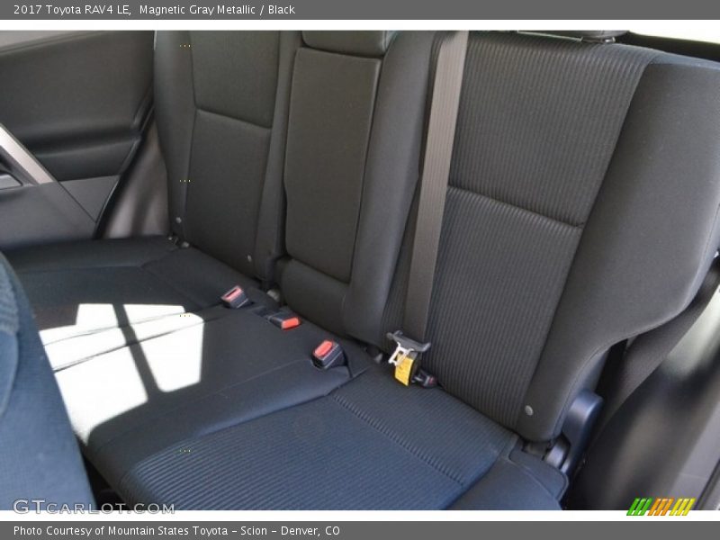 Magnetic Gray Metallic / Black 2017 Toyota RAV4 LE