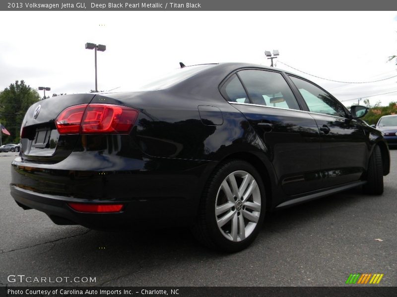 Deep Black Pearl Metallic / Titan Black 2013 Volkswagen Jetta GLI