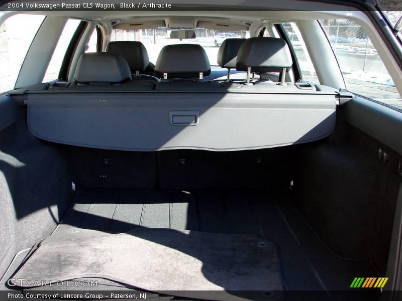 Black / Anthracite 2004 Volkswagen Passat GLS Wagon