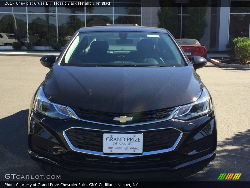 Mosaic Black Metallic / Jet Black 2017 Chevrolet Cruze LT