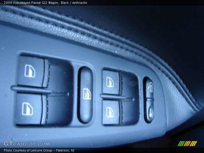 Black / Anthracite 2004 Volkswagen Passat GLS Wagon