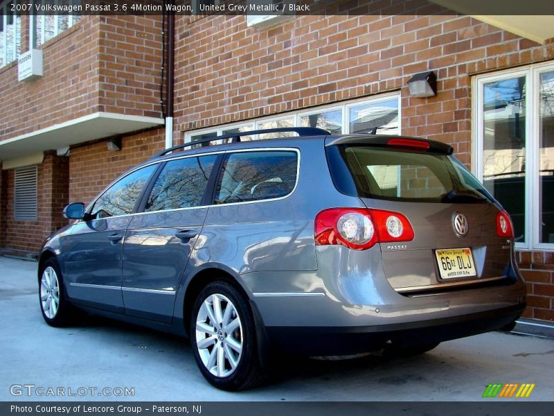 United Grey Metallic / Black 2007 Volkswagen Passat 3.6 4Motion Wagon
