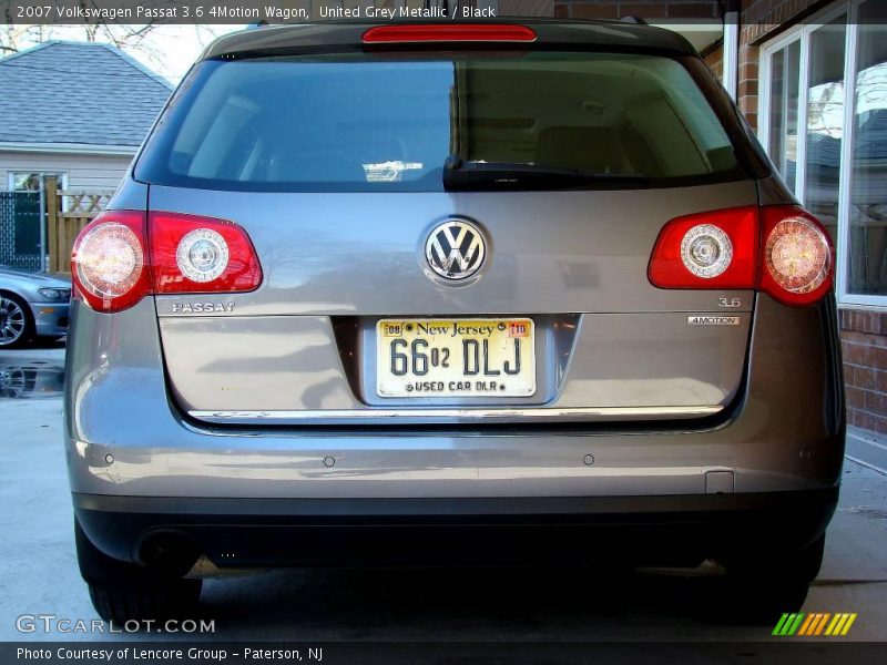 United Grey Metallic / Black 2007 Volkswagen Passat 3.6 4Motion Wagon