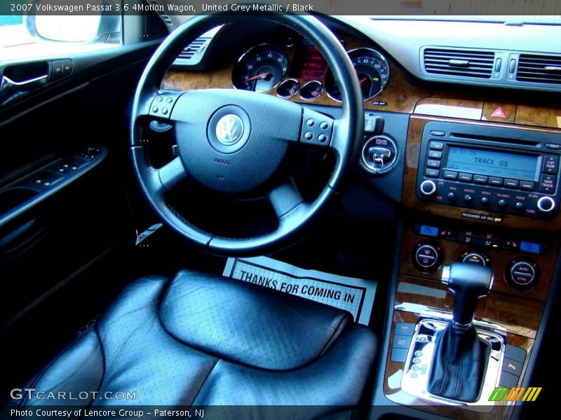 United Grey Metallic / Black 2007 Volkswagen Passat 3.6 4Motion Wagon