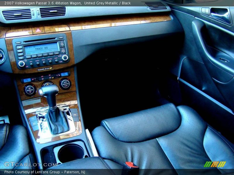 United Grey Metallic / Black 2007 Volkswagen Passat 3.6 4Motion Wagon