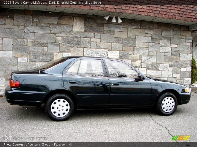Dark Emerald Green Metallic / Beige 1995 Toyota Camry LE Sedan