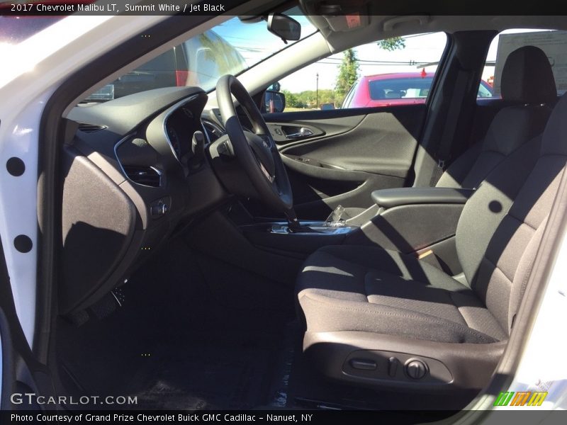 Summit White / Jet Black 2017 Chevrolet Malibu LT