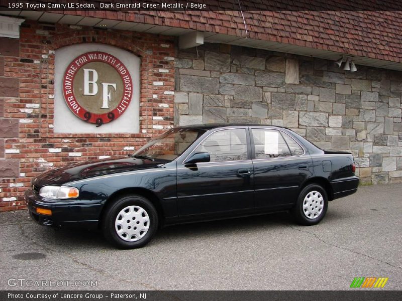 Dark Emerald Green Metallic / Beige 1995 Toyota Camry LE Sedan