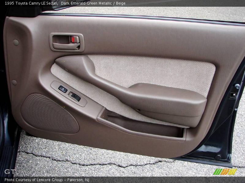 Dark Emerald Green Metallic / Beige 1995 Toyota Camry LE Sedan