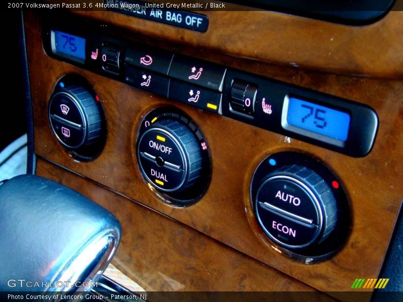 United Grey Metallic / Black 2007 Volkswagen Passat 3.6 4Motion Wagon
