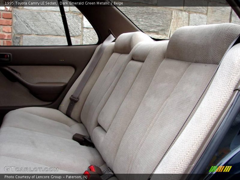 Dark Emerald Green Metallic / Beige 1995 Toyota Camry LE Sedan