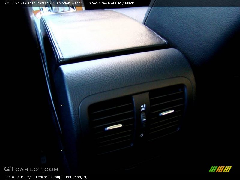 United Grey Metallic / Black 2007 Volkswagen Passat 3.6 4Motion Wagon