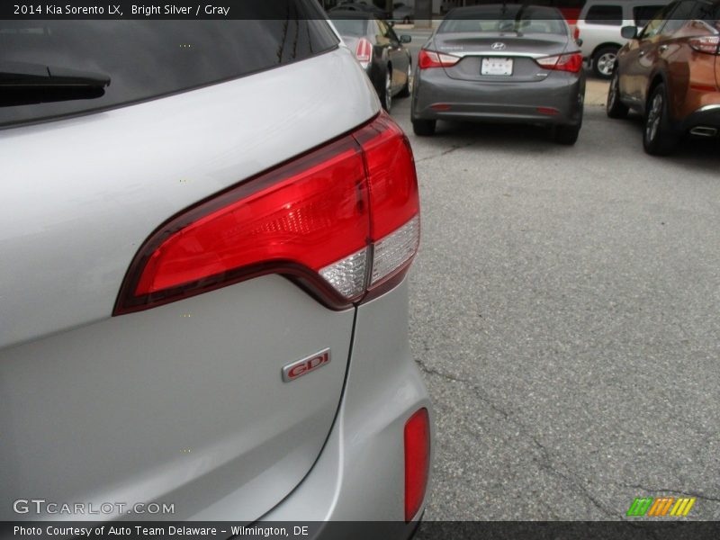 Bright Silver / Gray 2014 Kia Sorento LX