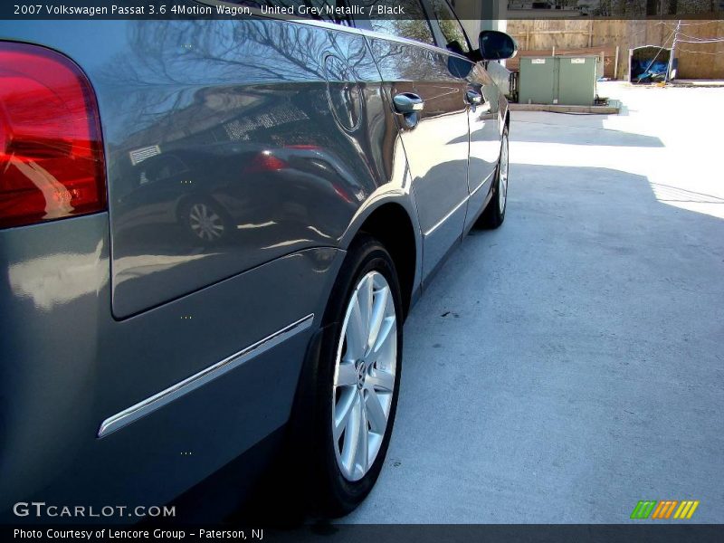 United Grey Metallic / Black 2007 Volkswagen Passat 3.6 4Motion Wagon
