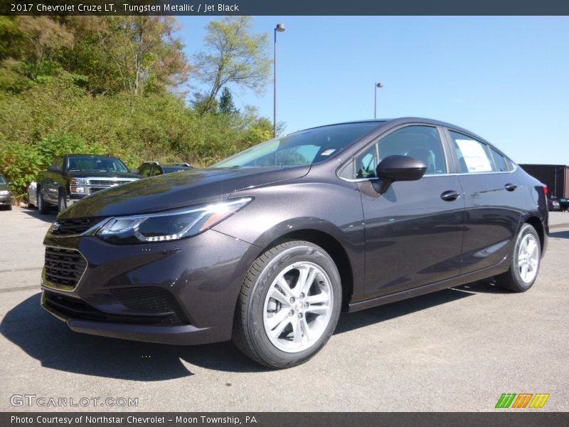 Tungsten Metallic / Jet Black 2017 Chevrolet Cruze LT