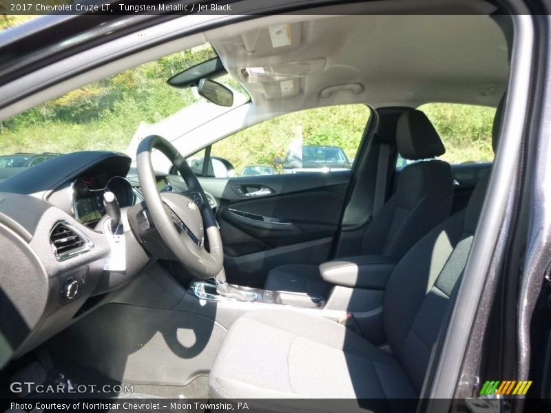 Tungsten Metallic / Jet Black 2017 Chevrolet Cruze LT