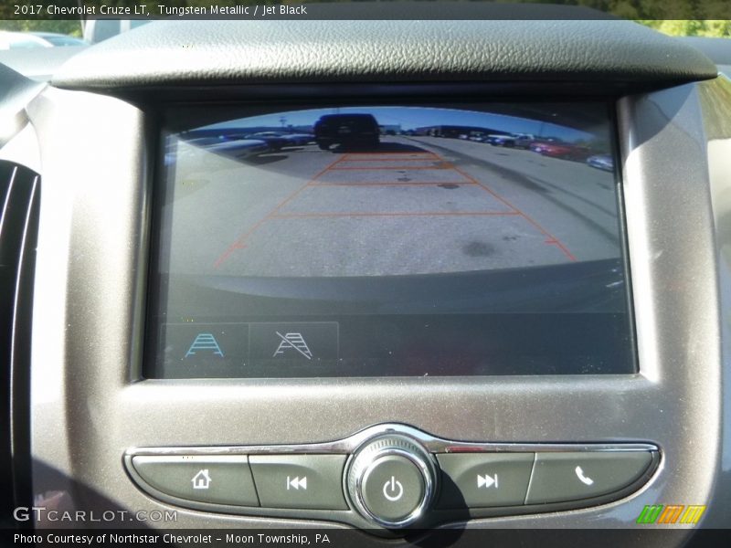 Tungsten Metallic / Jet Black 2017 Chevrolet Cruze LT