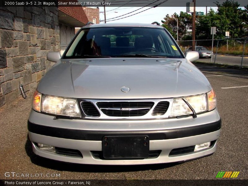 Silver Metallic / Medium Grey 2000 Saab 9-5 2.3t Wagon