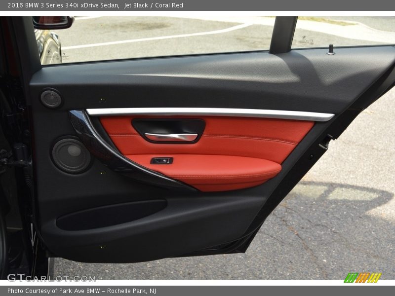 Door Panel of 2016 3 Series 340i xDrive Sedan