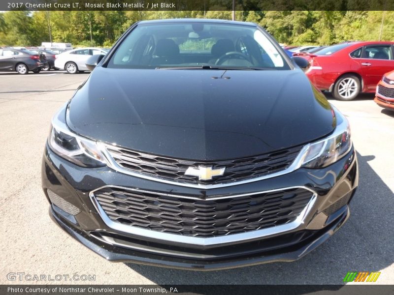 Mosaic Black Metallic / Jet Black 2017 Chevrolet Cruze LT
