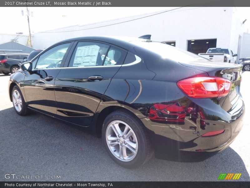 Mosaic Black Metallic / Jet Black 2017 Chevrolet Cruze LT