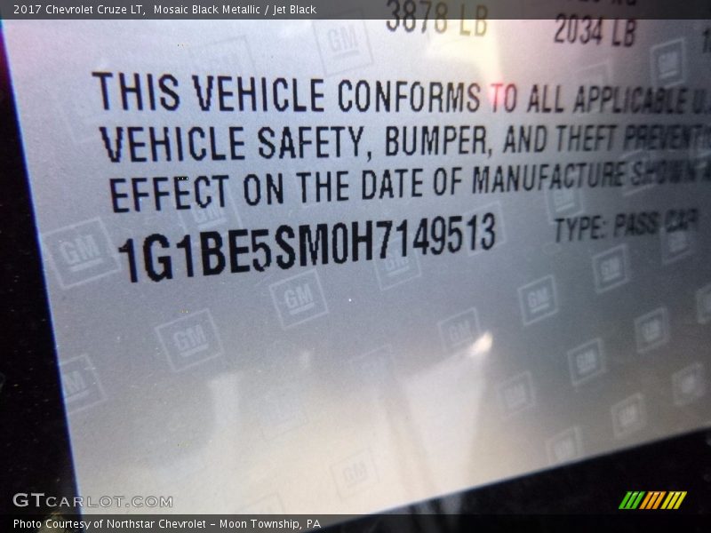 Mosaic Black Metallic / Jet Black 2017 Chevrolet Cruze LT
