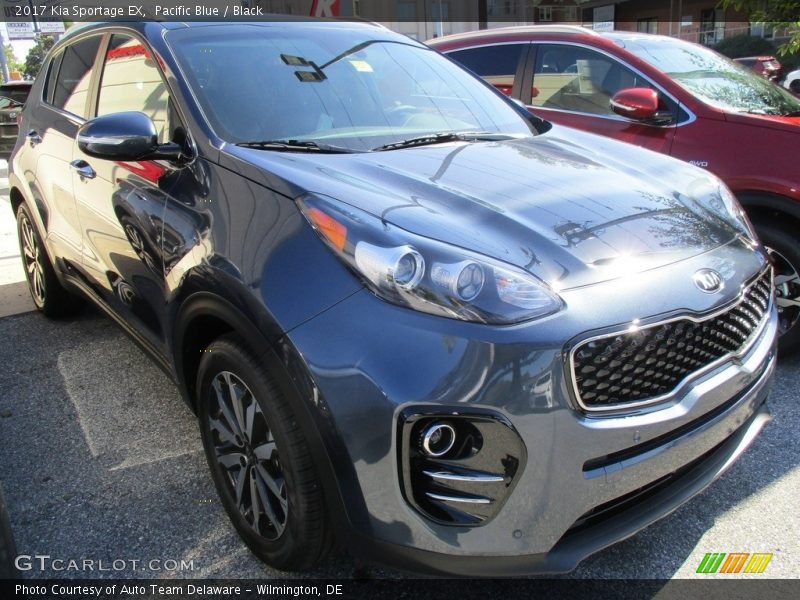 Pacific Blue / Black 2017 Kia Sportage EX