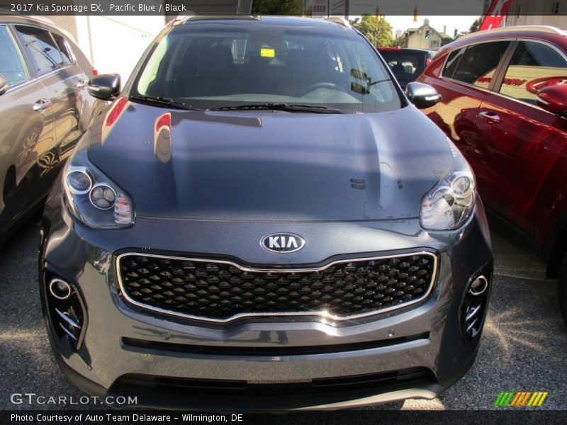 Pacific Blue / Black 2017 Kia Sportage EX