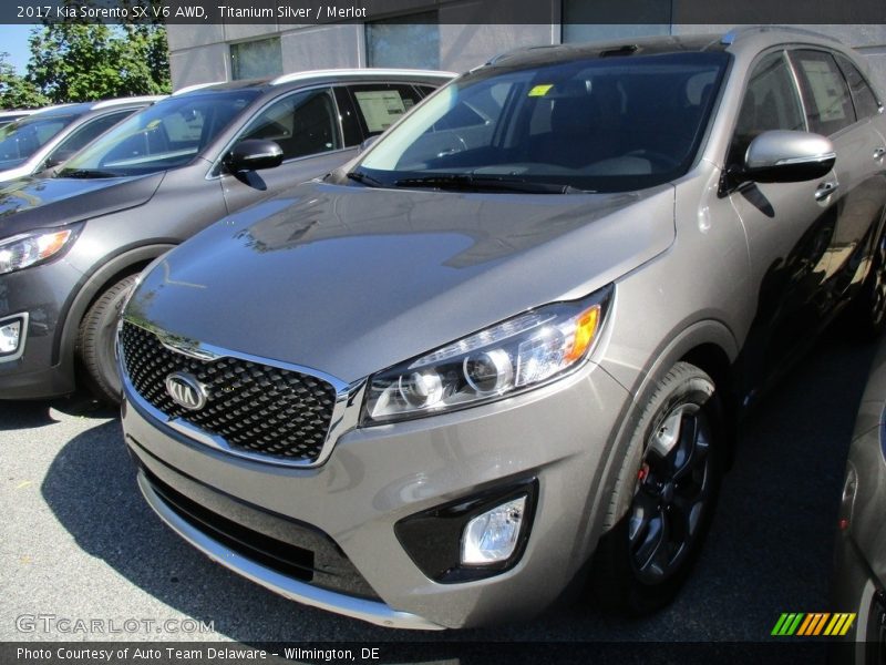 Titanium Silver / Merlot 2017 Kia Sorento SX V6 AWD