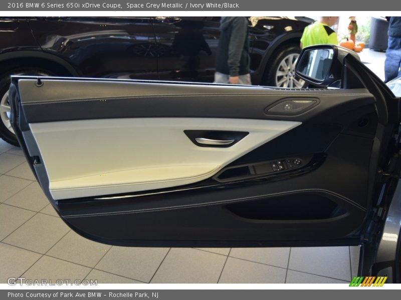 Door Panel of 2016 6 Series 650i xDrive Coupe