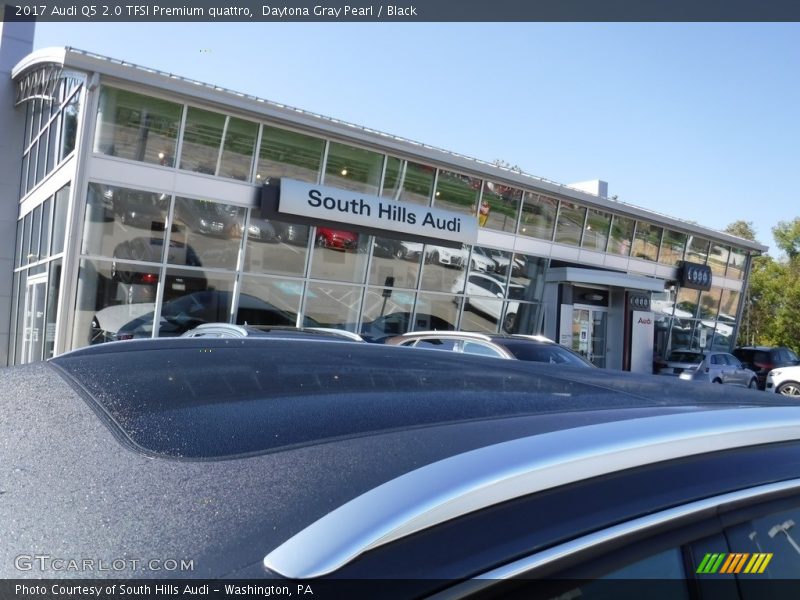 Daytona Gray Pearl / Black 2017 Audi Q5 2.0 TFSI Premium quattro