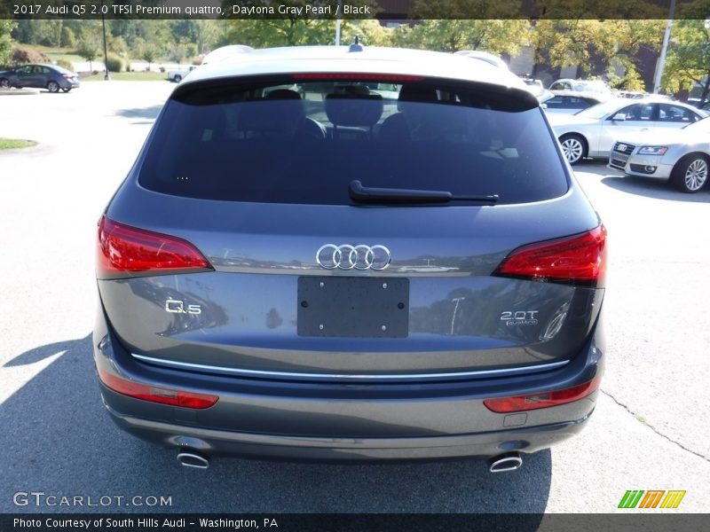 Daytona Gray Pearl / Black 2017 Audi Q5 2.0 TFSI Premium quattro