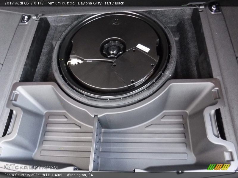  2017 Q5 2.0 TFSI Premium quattro Trunk