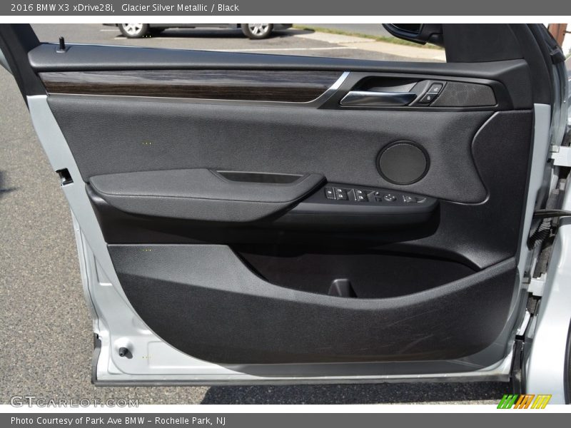 Glacier Silver Metallic / Black 2016 BMW X3 xDrive28i