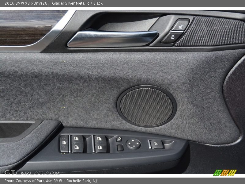 Glacier Silver Metallic / Black 2016 BMW X3 xDrive28i