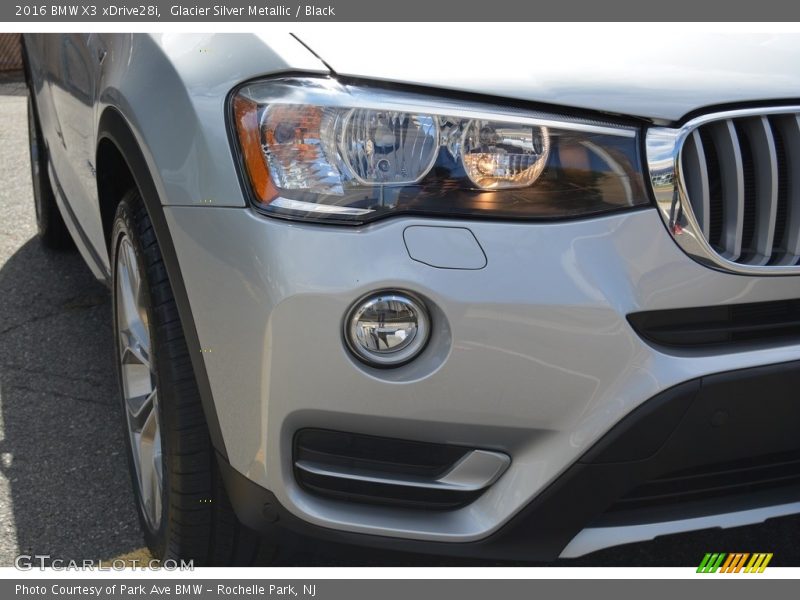Glacier Silver Metallic / Black 2016 BMW X3 xDrive28i