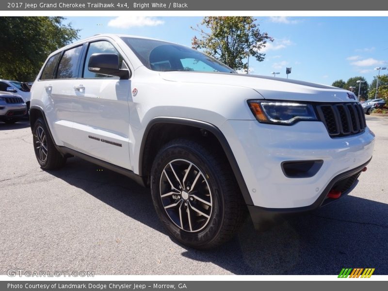 Bright White / Black 2017 Jeep Grand Cherokee Trailhawk 4x4