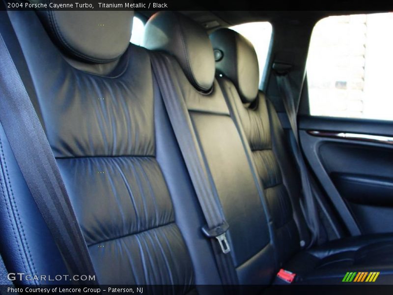 Titanium Metallic / Black 2004 Porsche Cayenne Turbo