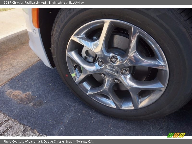 Bright White / Black/Alloy 2017 Chrysler Pacifica Limited