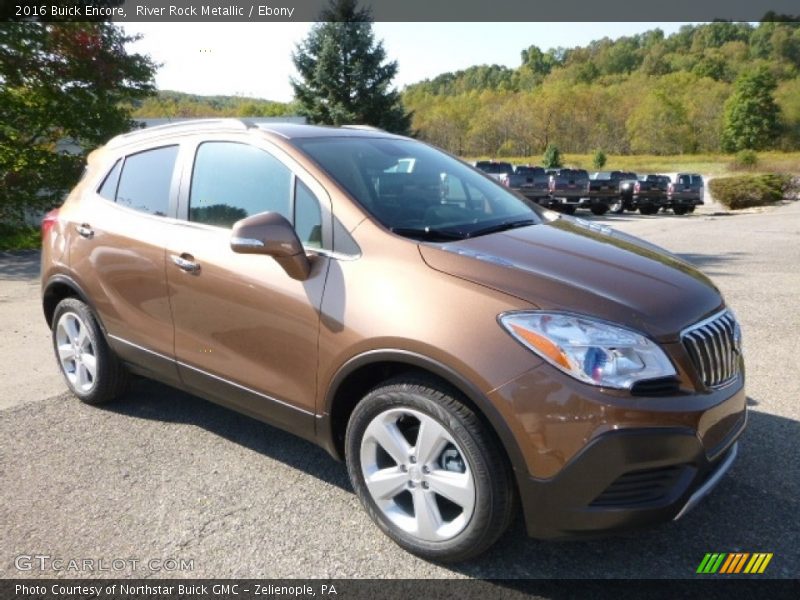 Front 3/4 View of 2016 Encore 