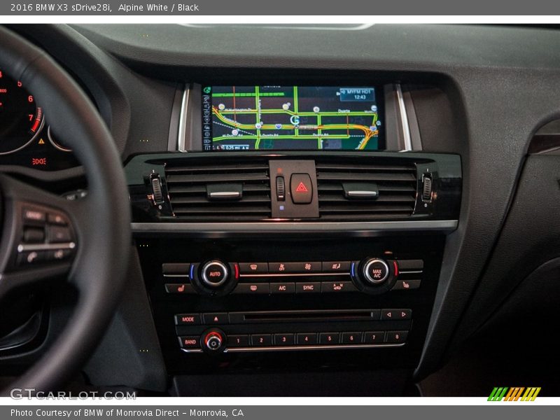 Alpine White / Black 2016 BMW X3 sDrive28i