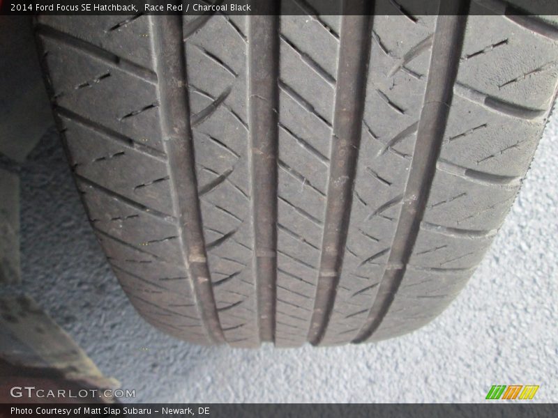Race Red / Charcoal Black 2014 Ford Focus SE Hatchback