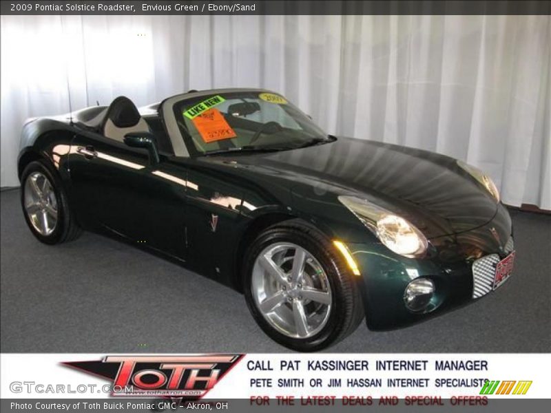 Envious Green / Ebony/Sand 2009 Pontiac Solstice Roadster