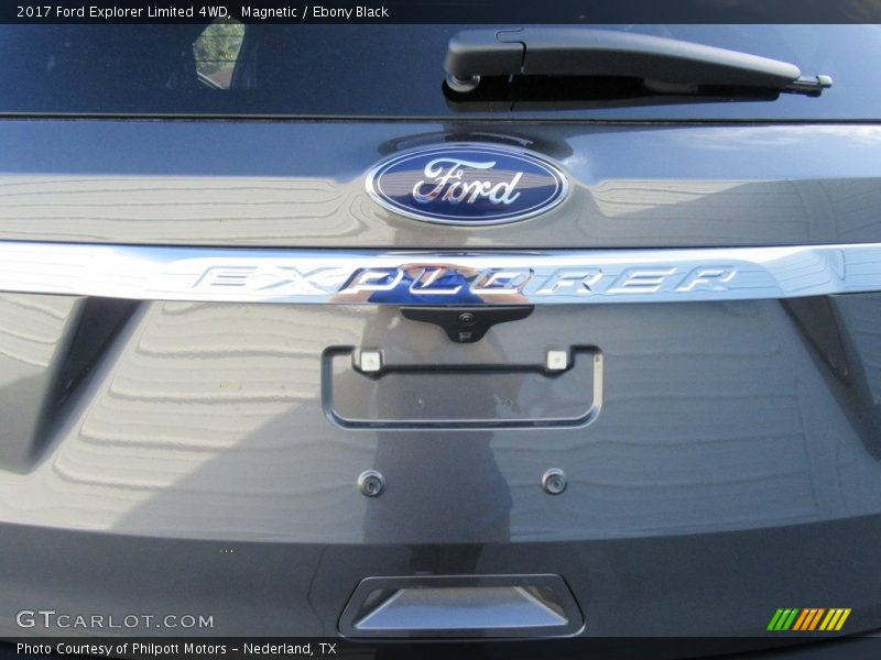 Magnetic / Ebony Black 2017 Ford Explorer Limited 4WD
