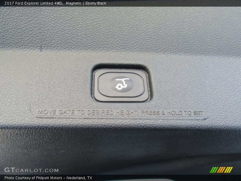 Magnetic / Ebony Black 2017 Ford Explorer Limited 4WD